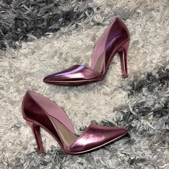 MIA Rose Gold Pointy Toe Pumps - Picture 3 of 5
